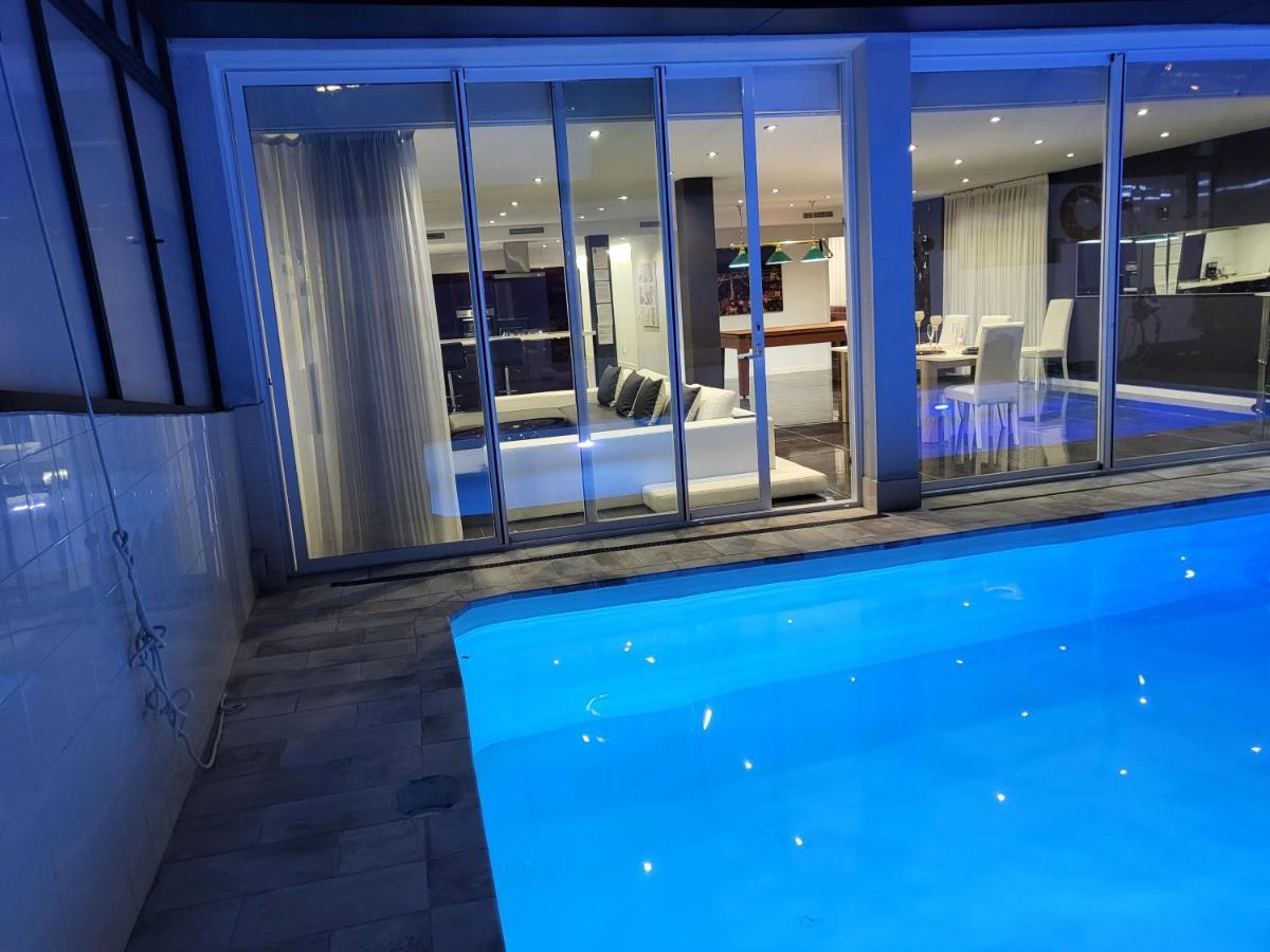 Luxurious Villa Marly II Castelldefels Eksteriør bilde