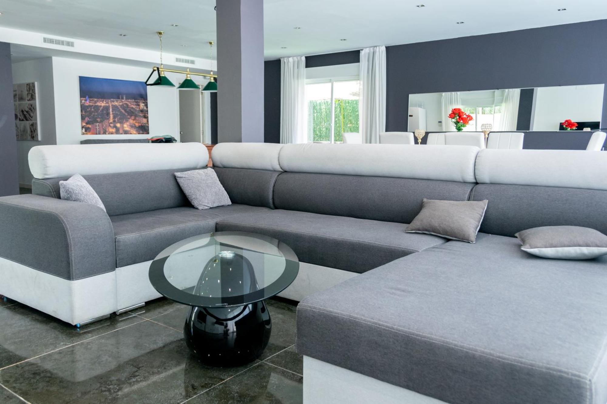 Luxurious Villa Marly II Castelldefels Eksteriør bilde